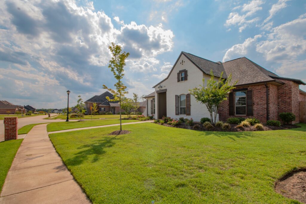 side view of house in neighborhood